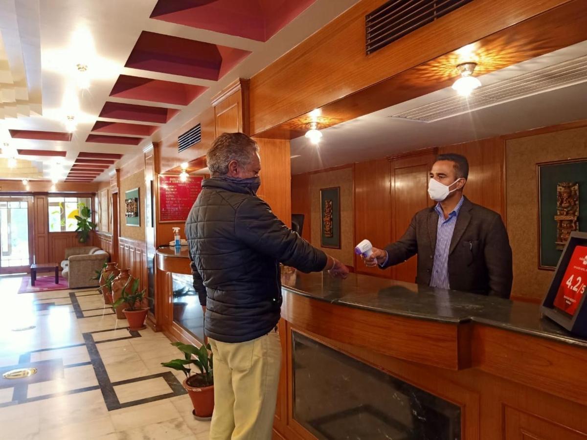 Hotel Shingar Regency Manāli Exteriér fotografie