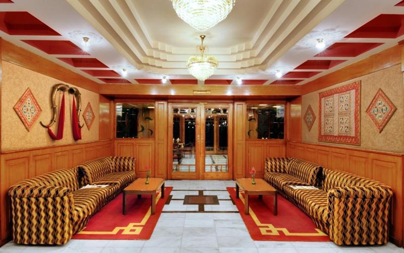 Hotel Shingar Regency Manāli Exteriér fotografie