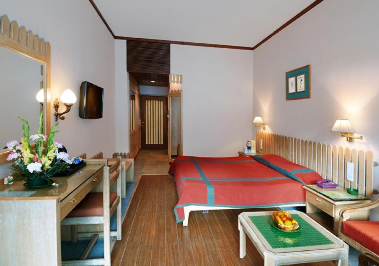 Hotel Shingar Regency Manāli Exteriér fotografie