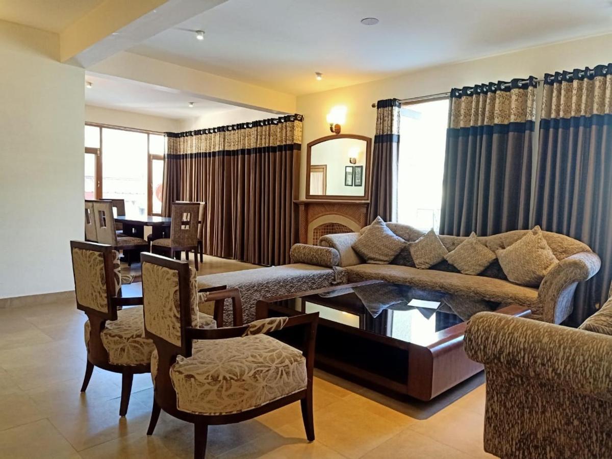 Hotel Shingar Regency Manāli Exteriér fotografie