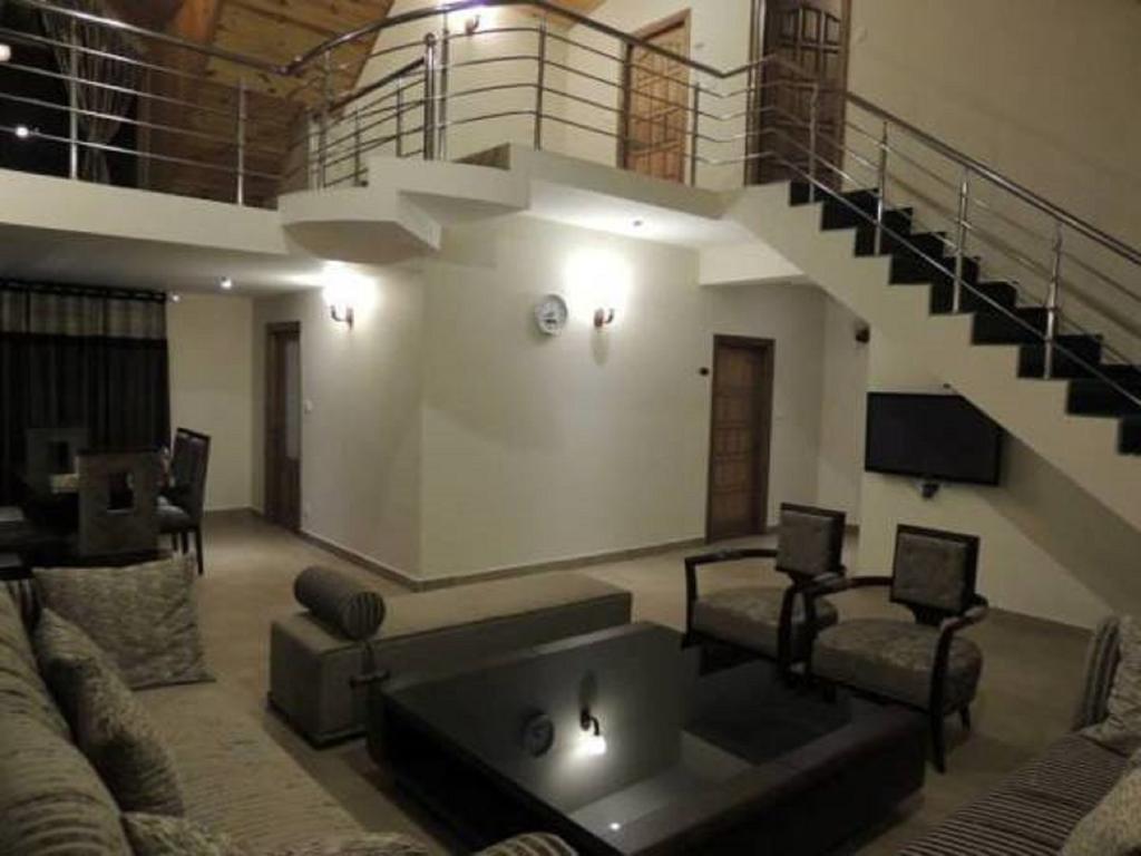 Hotel Shingar Regency Manāli Exteriér fotografie